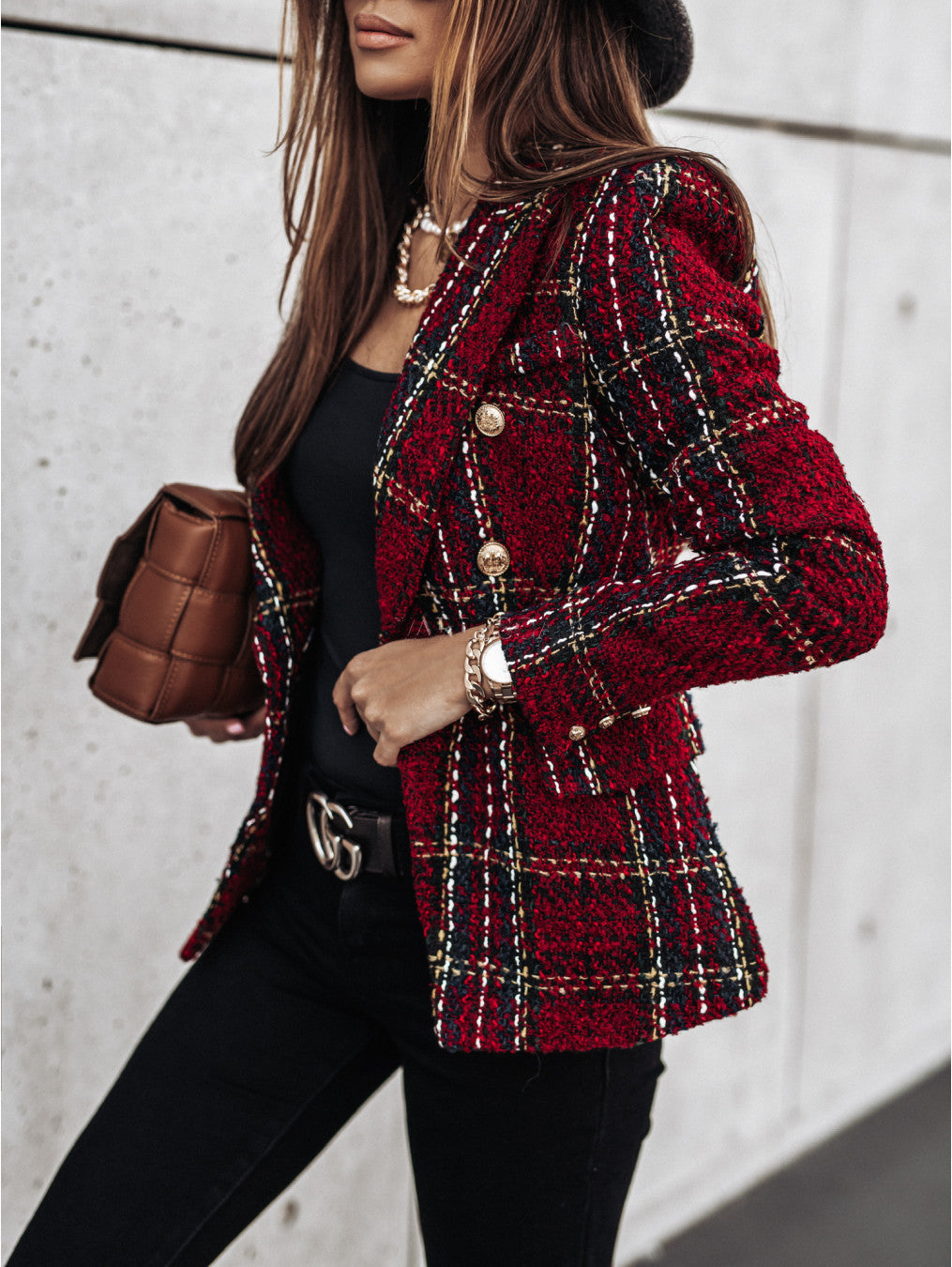 Dames lange wollen mantel – bruin geruit, knoopsluiting, winterjas