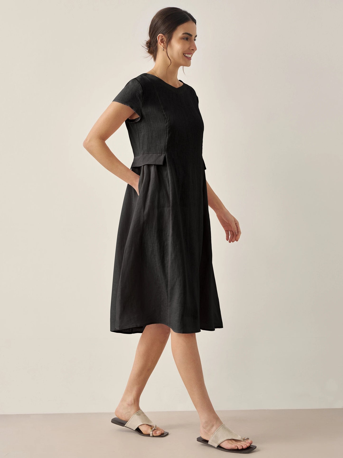 Mila - Stijlvolle V-Hals Midi Zomerjurk