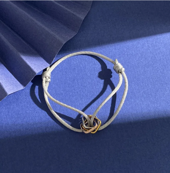 Gouden en Zilveren Damesarmband met Accenten – Elegante Detailrijkdom voor Elke Gelegenheid